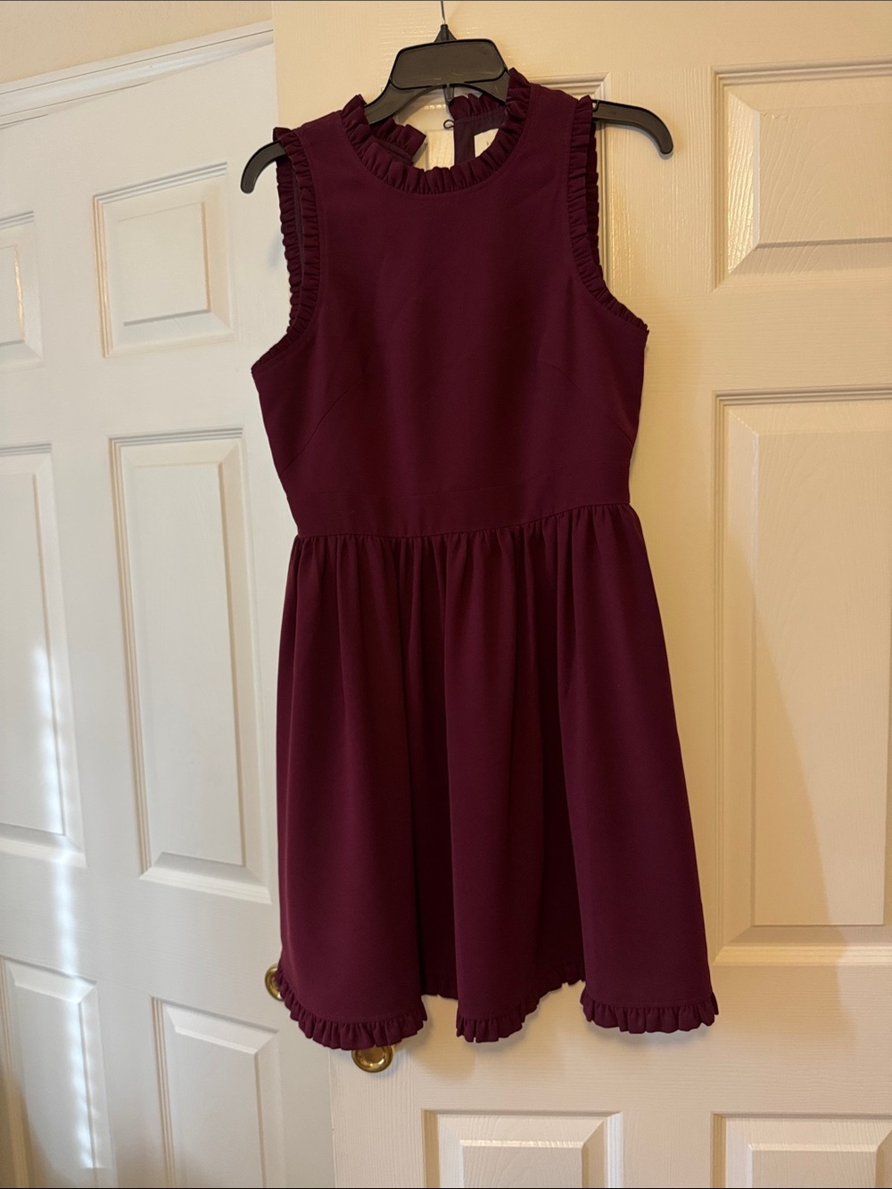 kate spade women’s Ruffled Sleeveless Dress - Burgundy